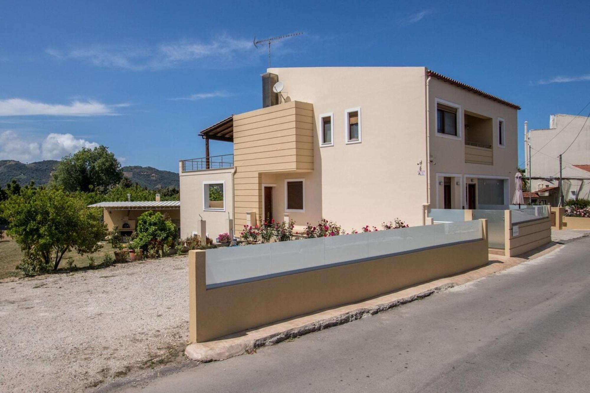 Luxury Katsoulakis In Countryside Holiday home